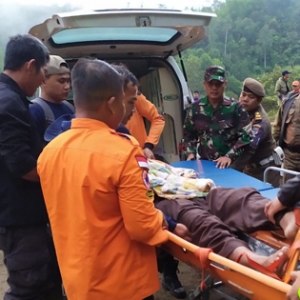 Bus Masuk Jurang Di Pagar Alam, 25 Orang Penumpang Meninggal Dunia